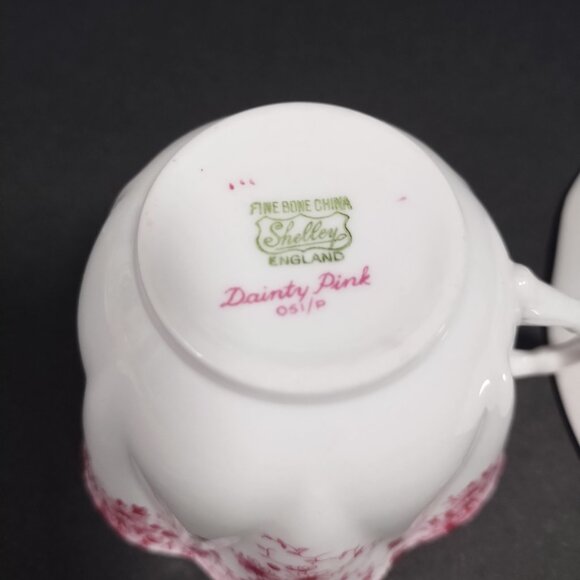 Fine Bone China Shelley England Dainty Pink tea cup & saucer 051/P VTG - Picture 5 of 9